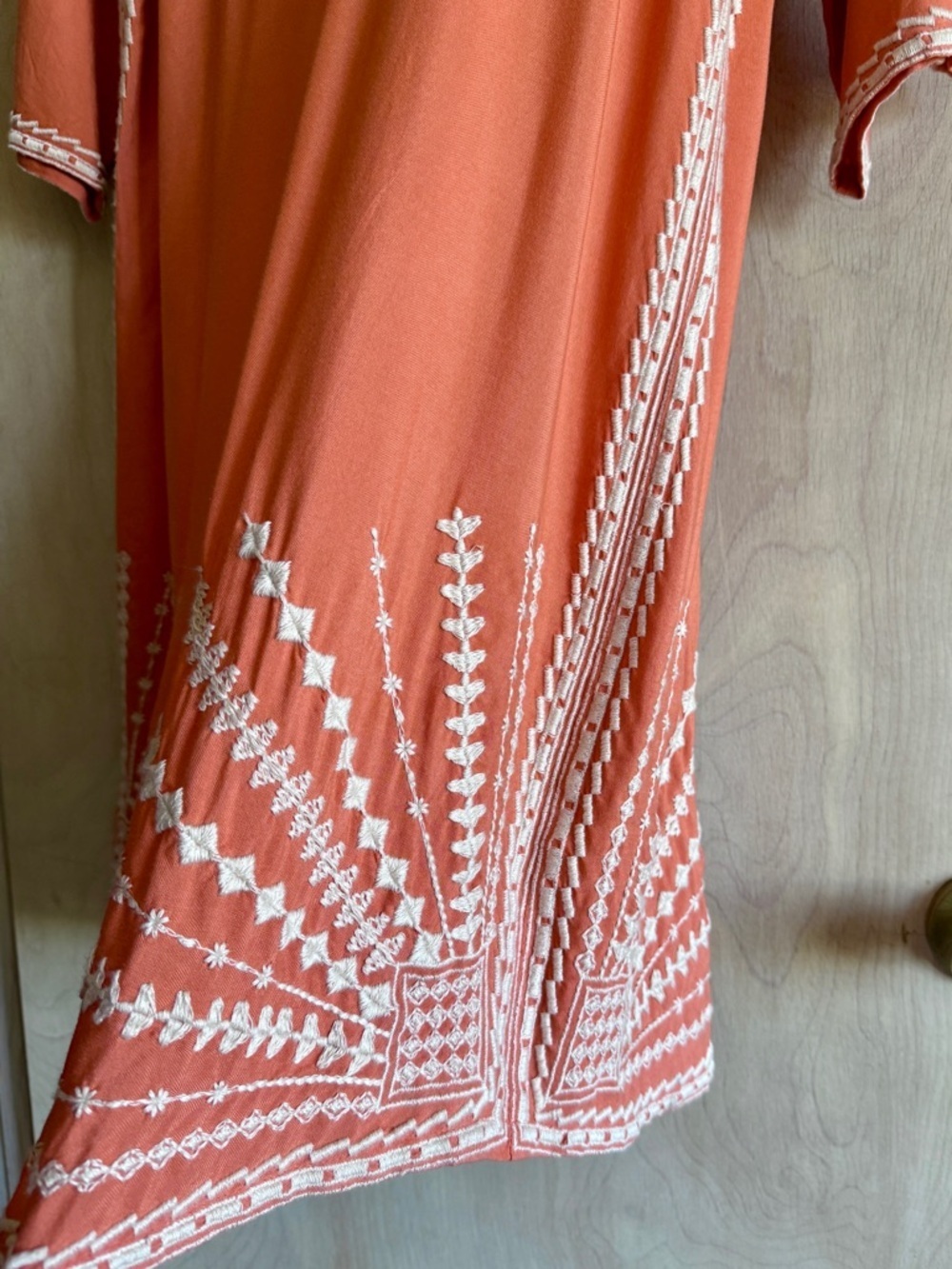 Tolani Kezia Peach Embroidered Boho Dress NWT 3/4 Sleeve V-Neck Women’s Medium - Picture 6 of 13